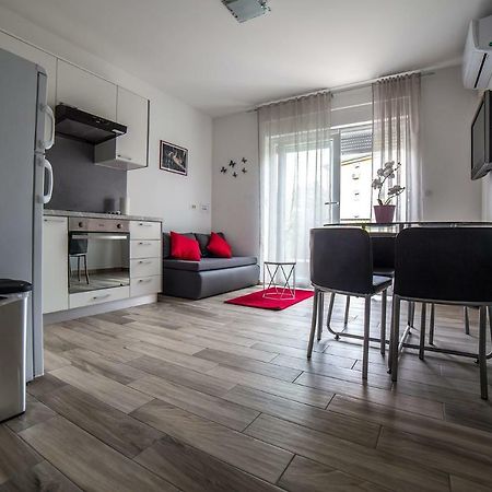 Studio Apartman Nina Leilighet Rijeka Eksteriør bilde