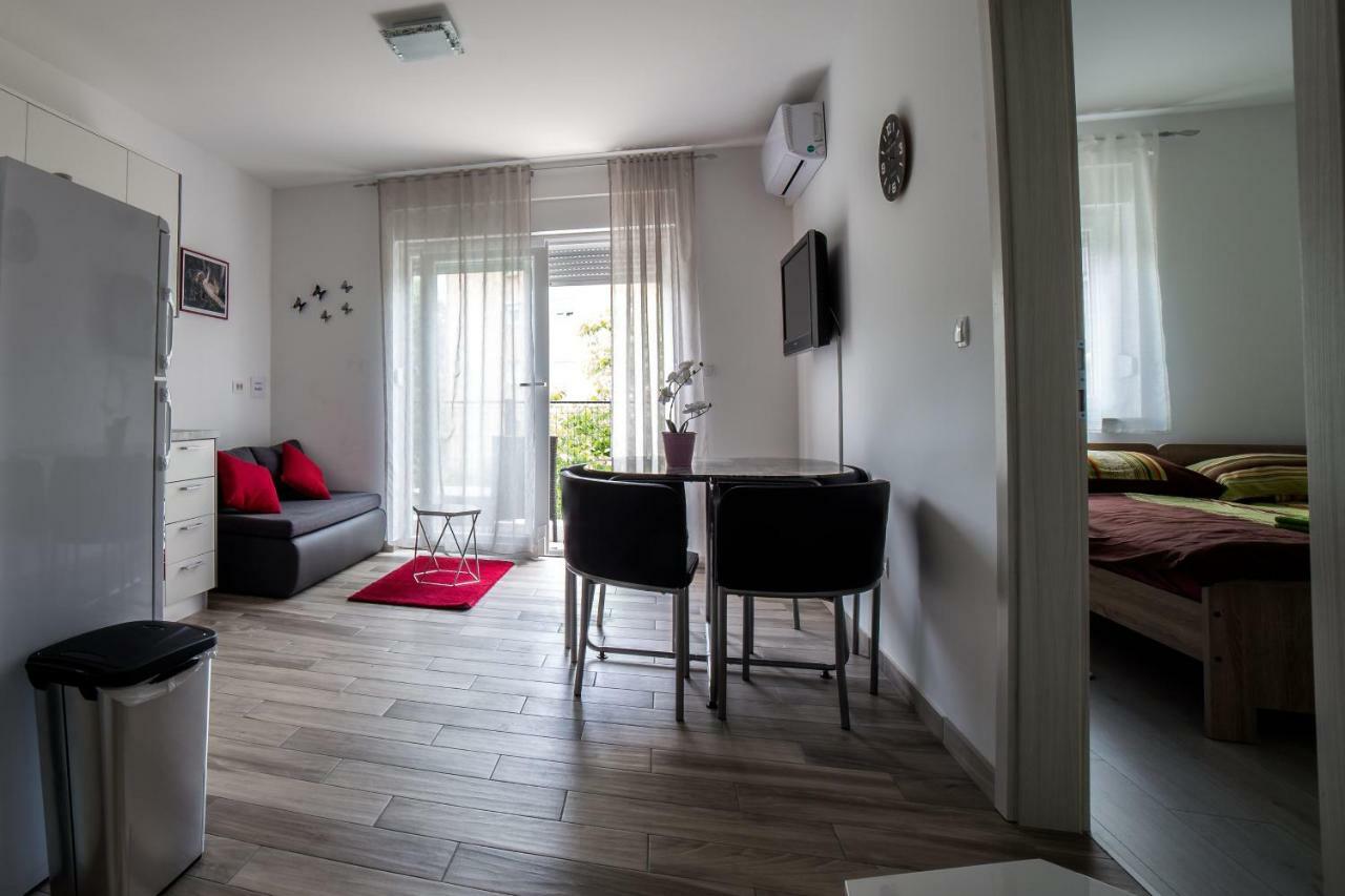 Studio Apartman Nina Leilighet Rijeka Eksteriør bilde