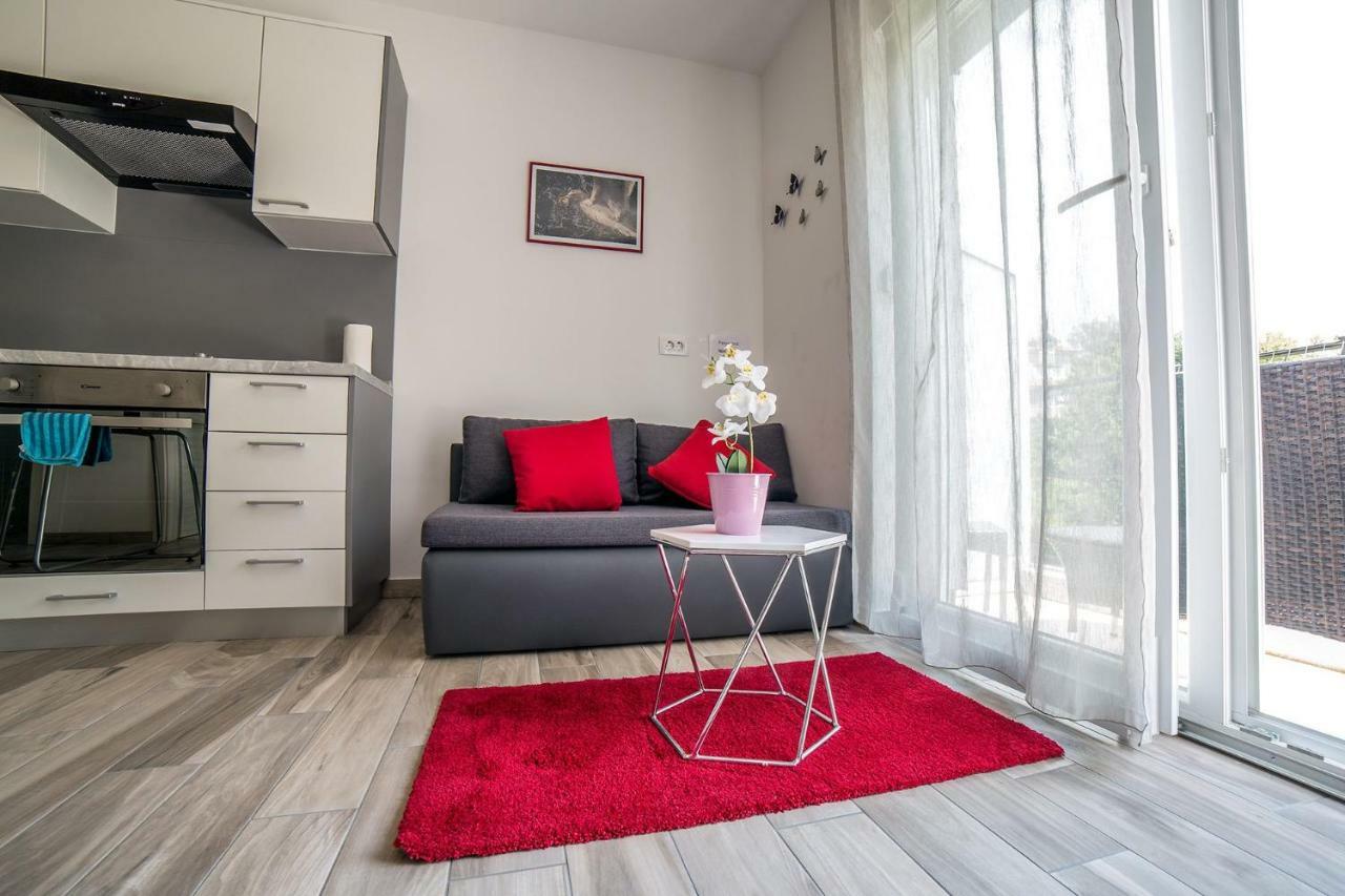 Studio Apartman Nina Leilighet Rijeka Eksteriør bilde